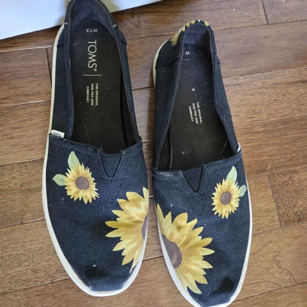 Toms Size 7.5 Womens Sunflower Slide On Shoes